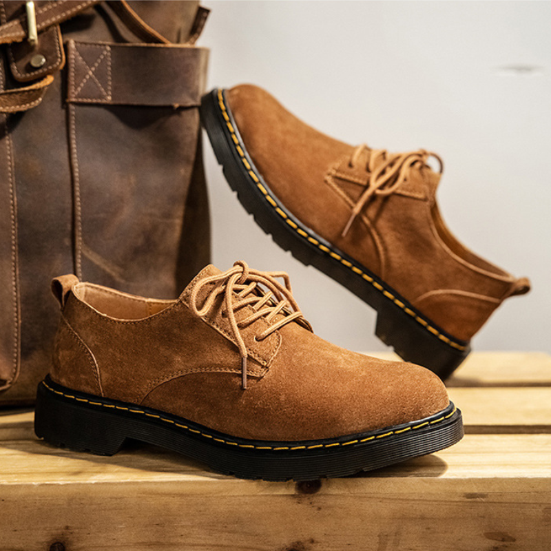 Darío — Zapato de Ante con Cordones