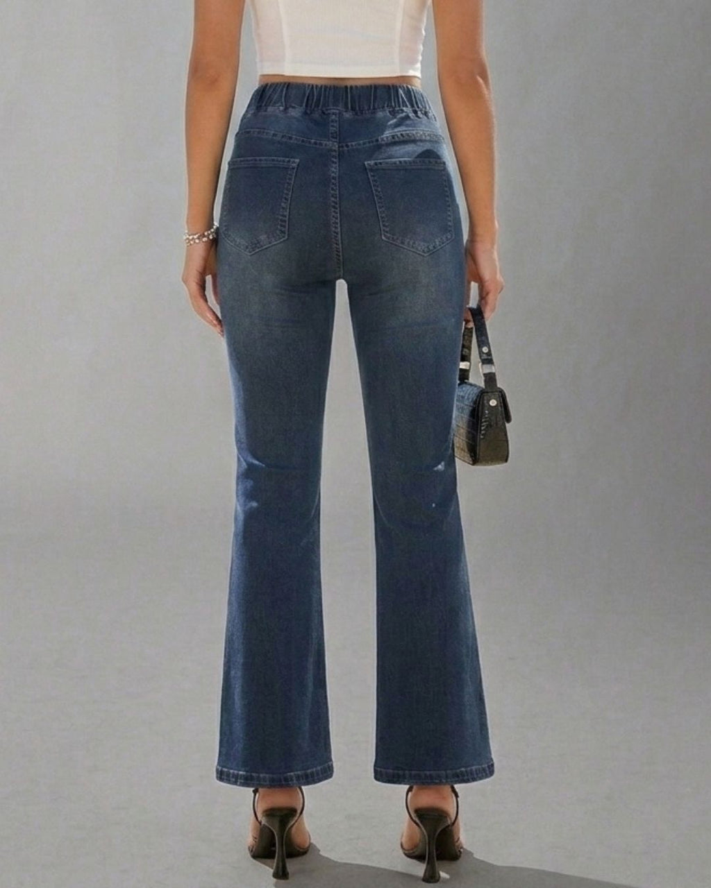 Avyra — Jeans Slim Flare Stretch