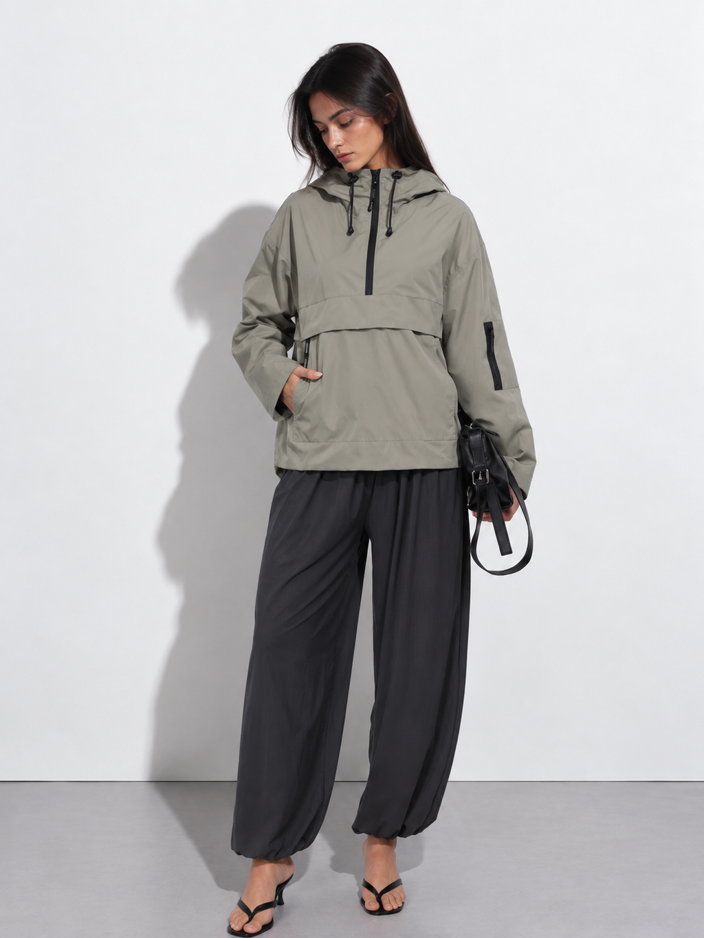 Nébula — Sudadera Oversize Impermeable con Capucha