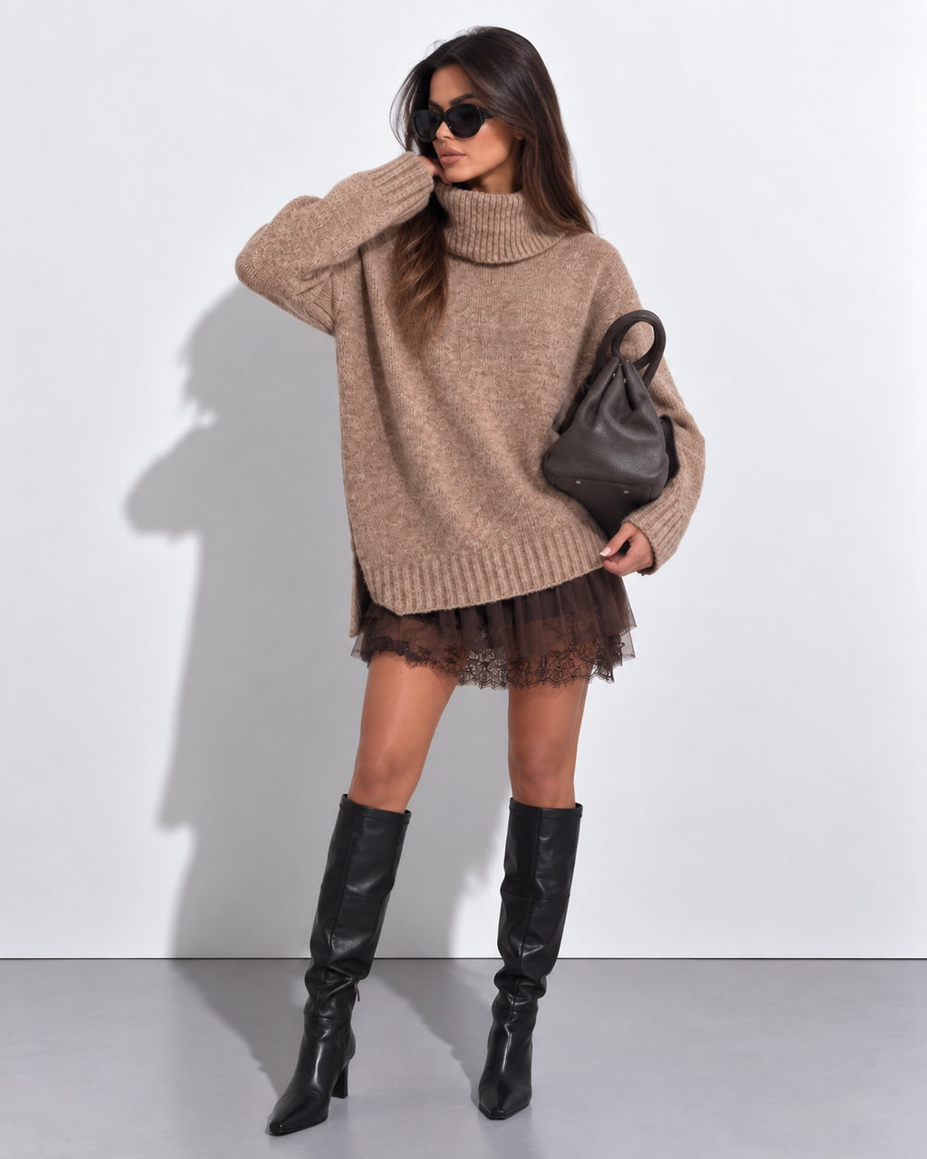 Sélène — Conjunto de Jersey de Cuello Alto y Vestido de Encaje