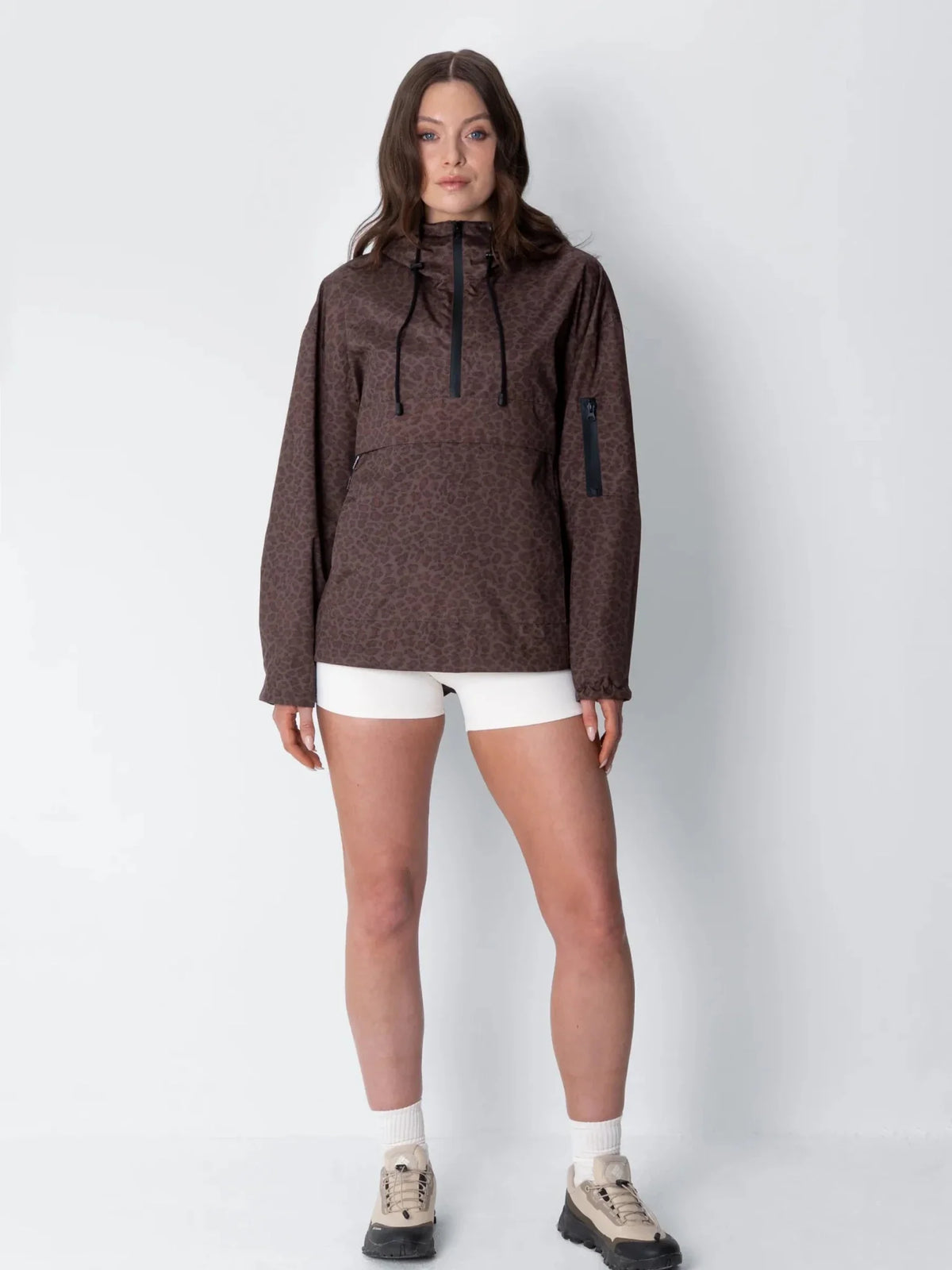 Nébula — Sudadera Oversize Impermeable con Capucha
