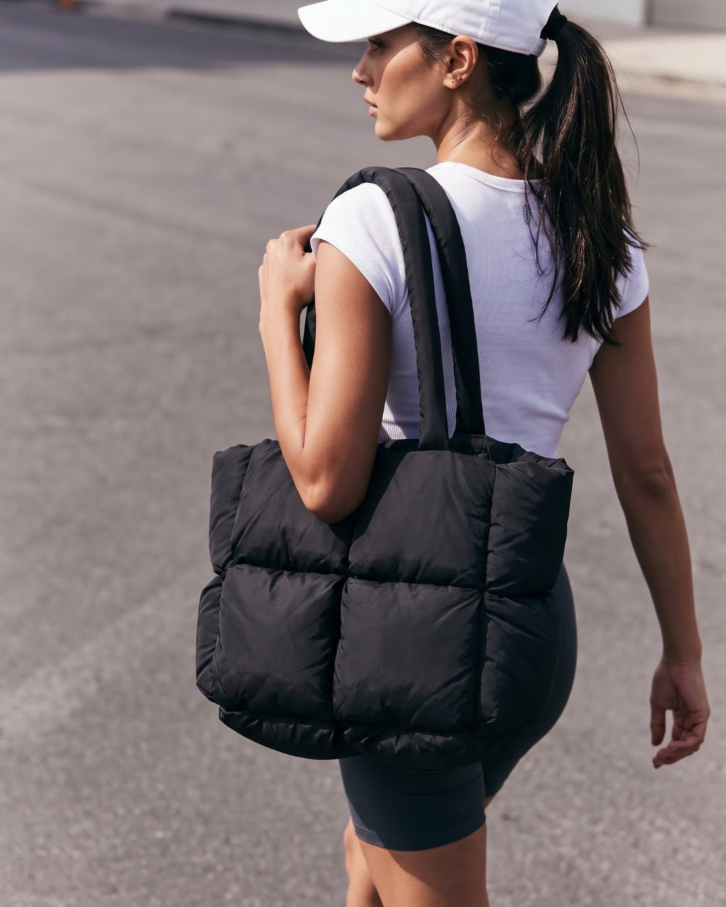 Nuvéa — Bolso Tote Acolchado