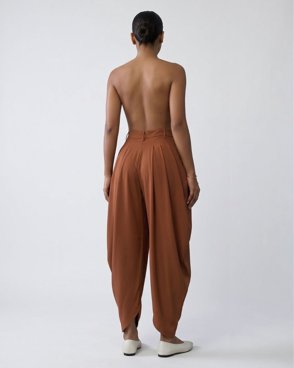 Vaélis — Pantalón Plisado de Cintura Alta
