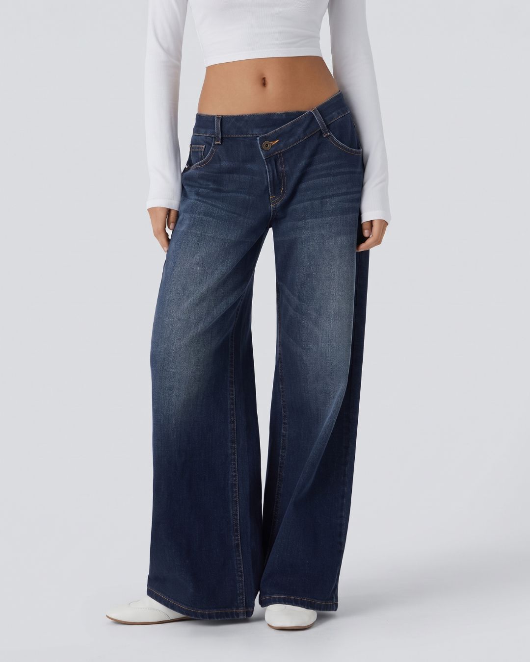 Varenn — Jeans Low-Rise Asimétricos