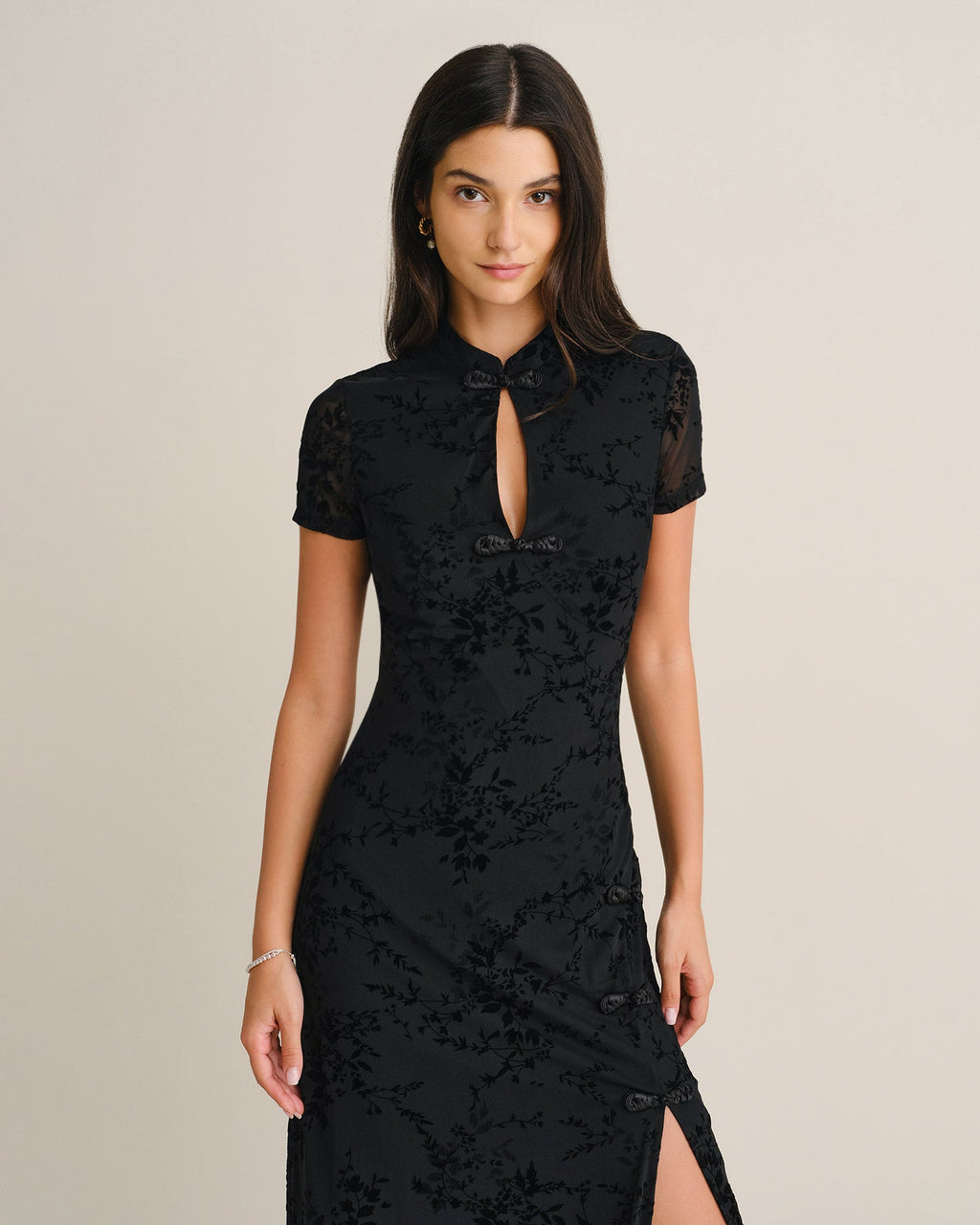 Véspéra — Vestido Midi Floral con Abertura